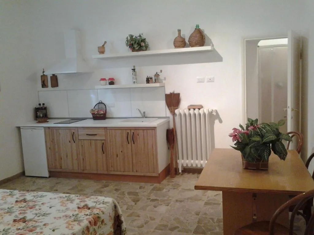 Room, Little Garden Donatello, Florence
