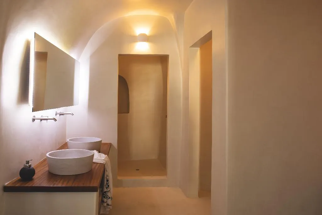 SUITE SUPERIOR Room, Remezzo Villas, Santorini