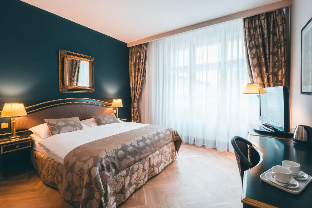 Double or Twin STANDARD Room, Elysee Hotel Prague, Prague