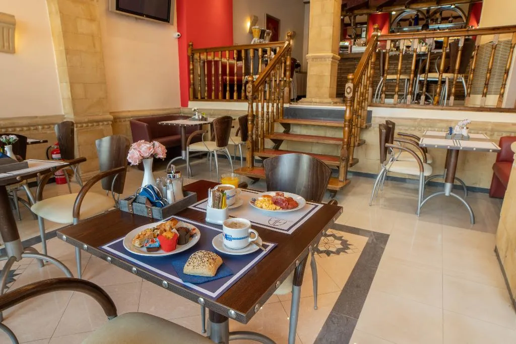 Restaurant, Argo, Athens