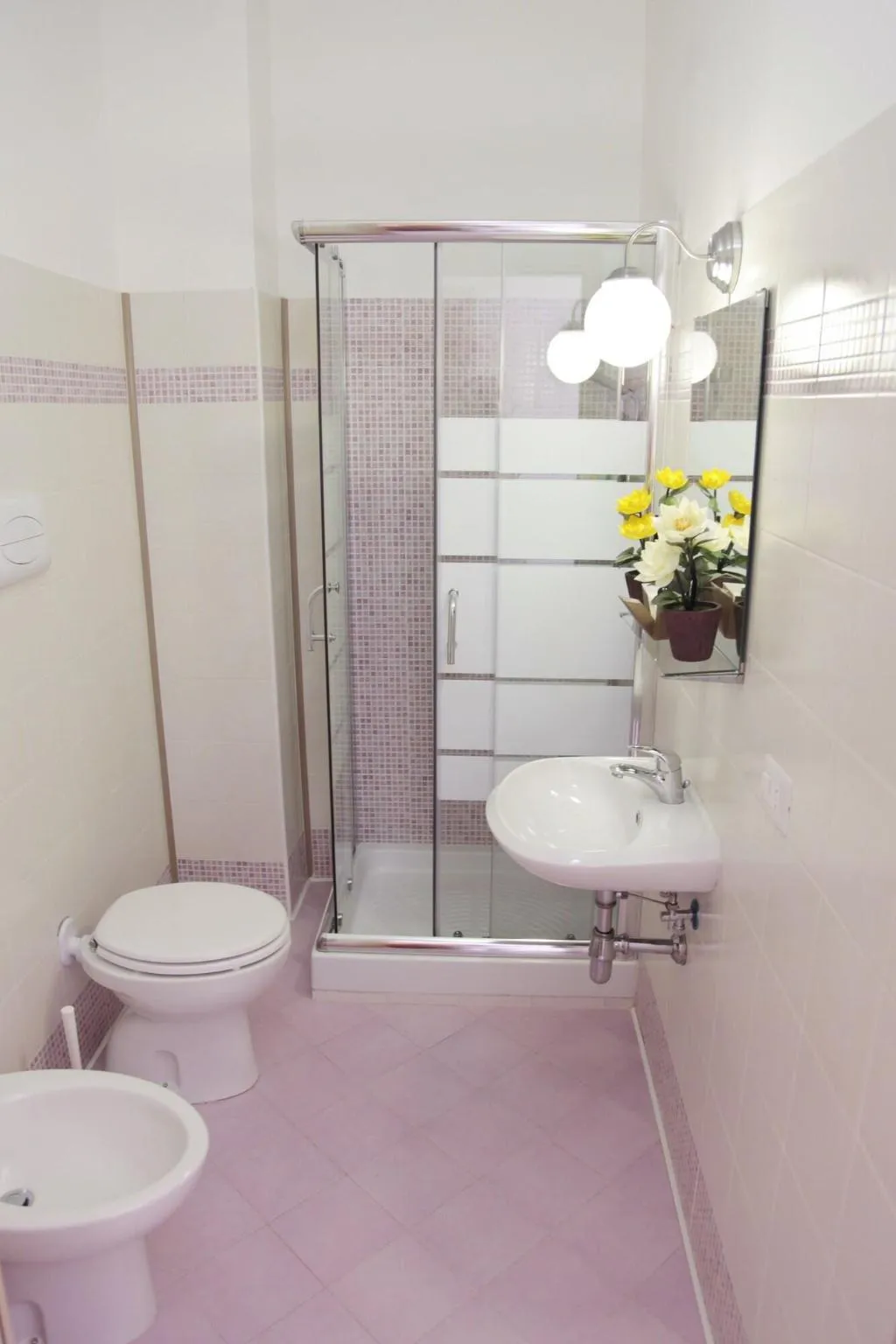 Room, Poma, Milan
