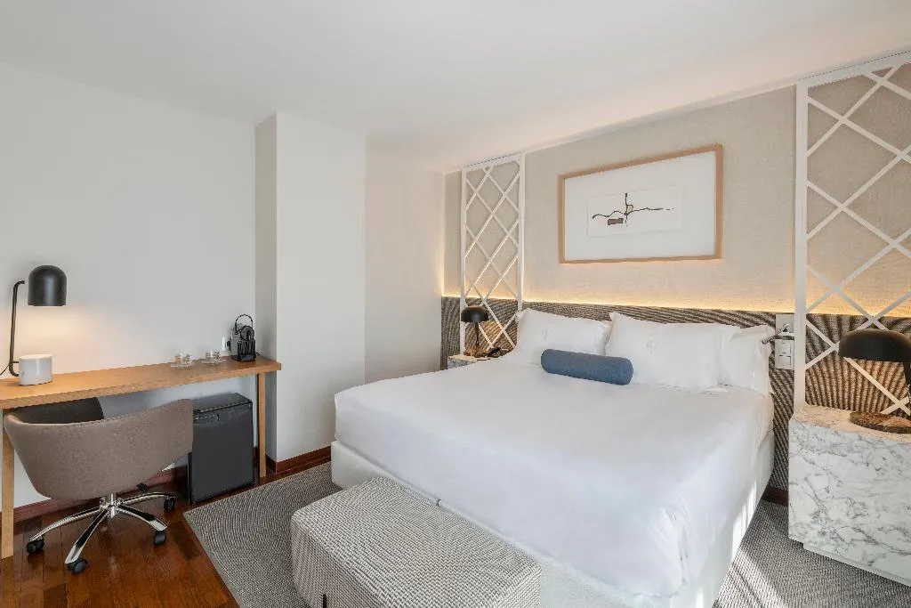 DOUBLE SUPERIOR Room, Vincci Soma, Madrid