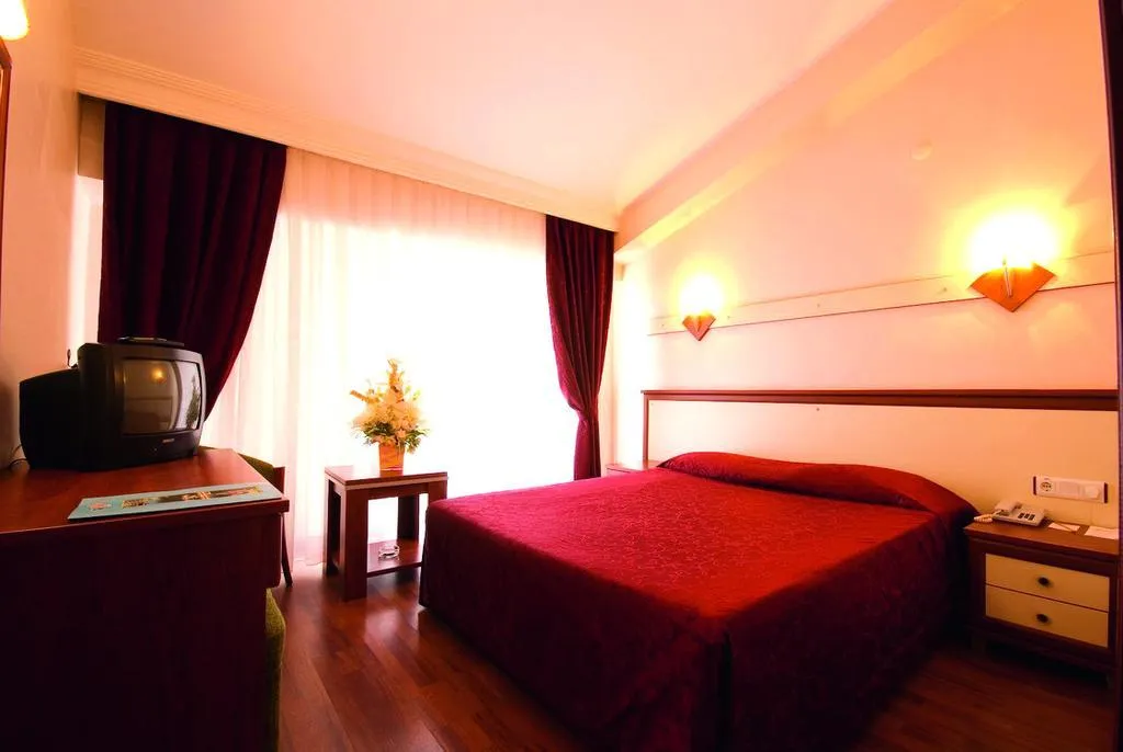 DOUBLE SINGLE USE STANDARD Room, Carelta Beach Resort & Spa, Antalya