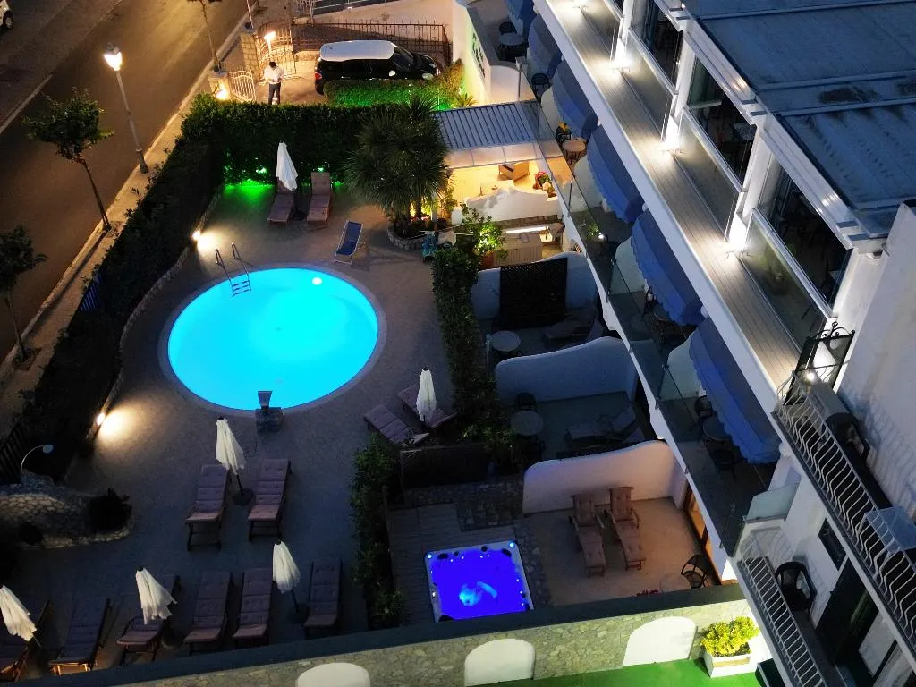 Pool, Bougainville Luxury Boutique Hotel, Naples