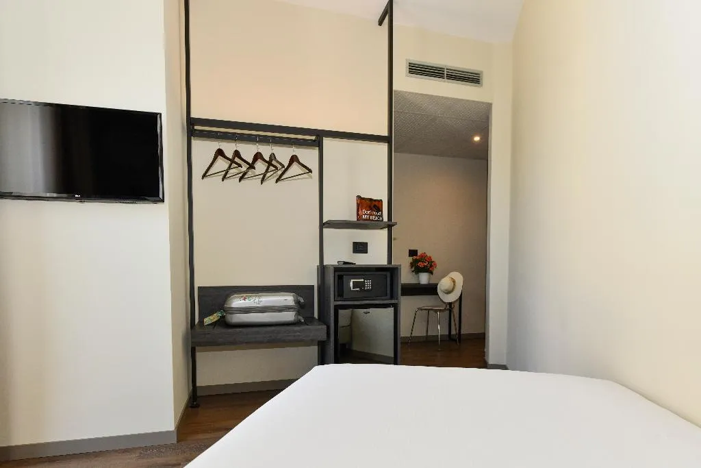 SINGLE SUPERIOR Room, Eden Hotel, Venice