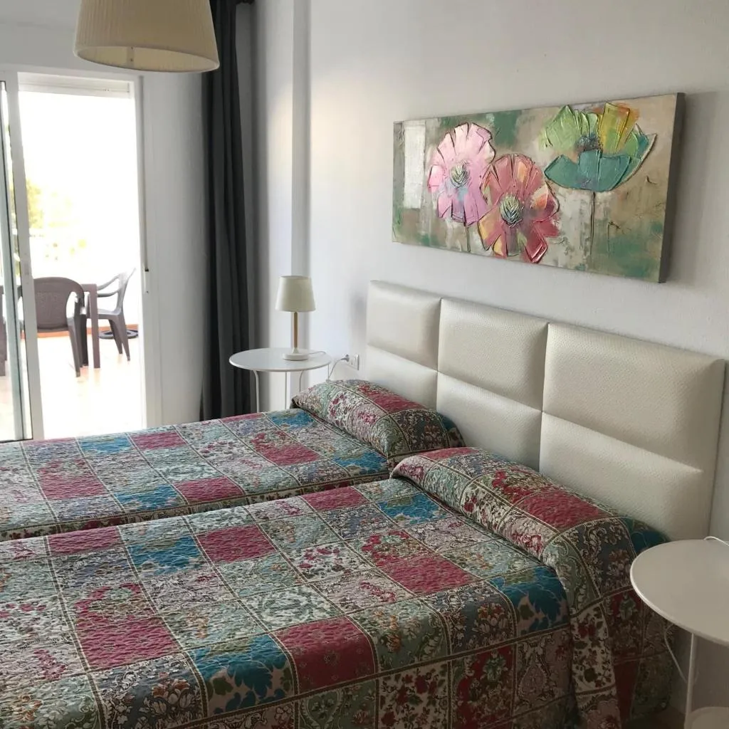 Room, Hostal Tres Soles, Costa Del Sol