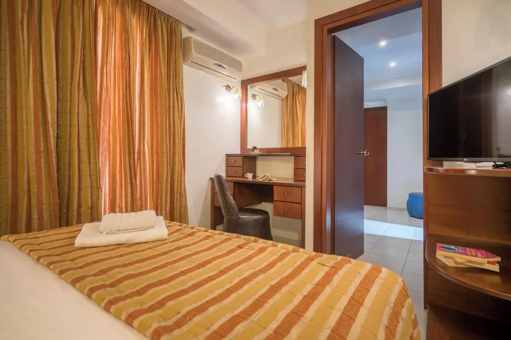 SUITE WITH JACUZZI Room, Galaxy Beach Resort BW Premier Collection, Zante