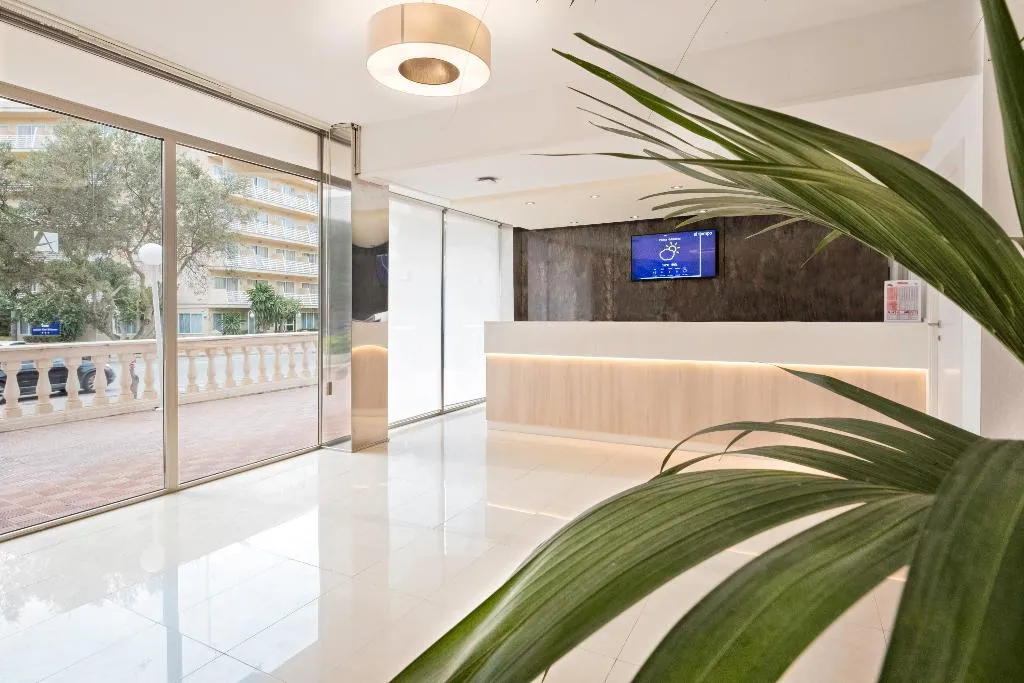 Lobby, Azuline Hotel Bahamas, Majorca