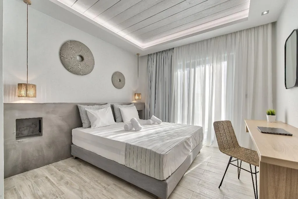 DOUBLE SUPERIOR GARDEN VIEW Room, Dannas Boutique Apartments, Zante