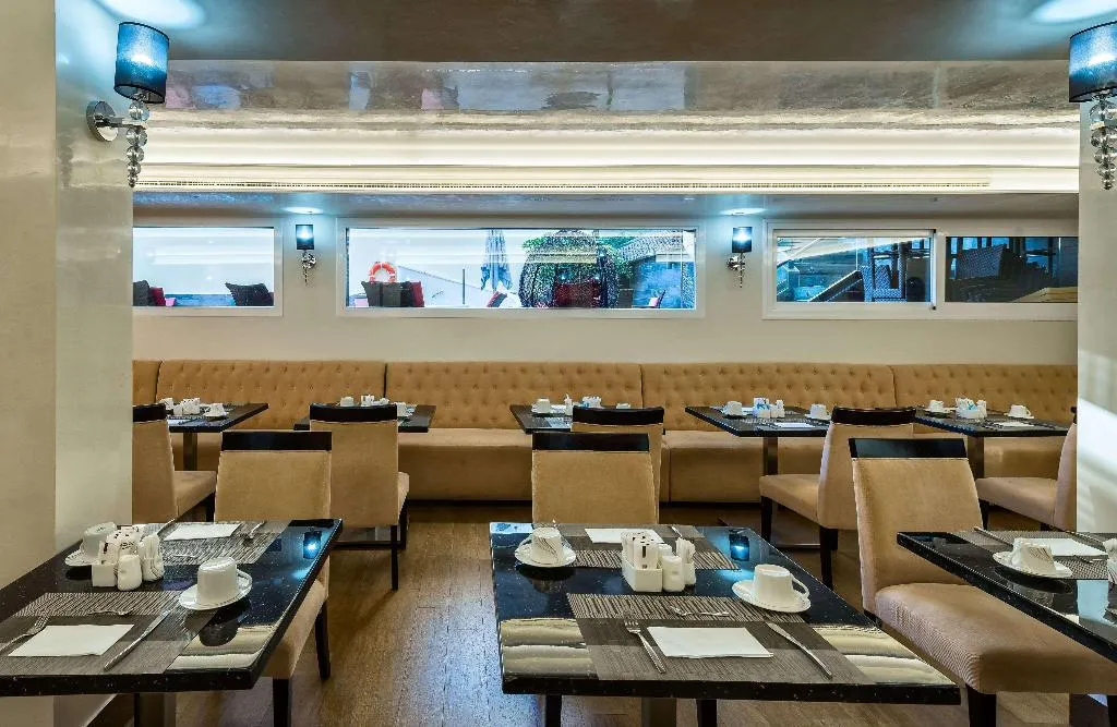 Restaurant, Moon Dreams Torremolinos, Costa Del Sol
