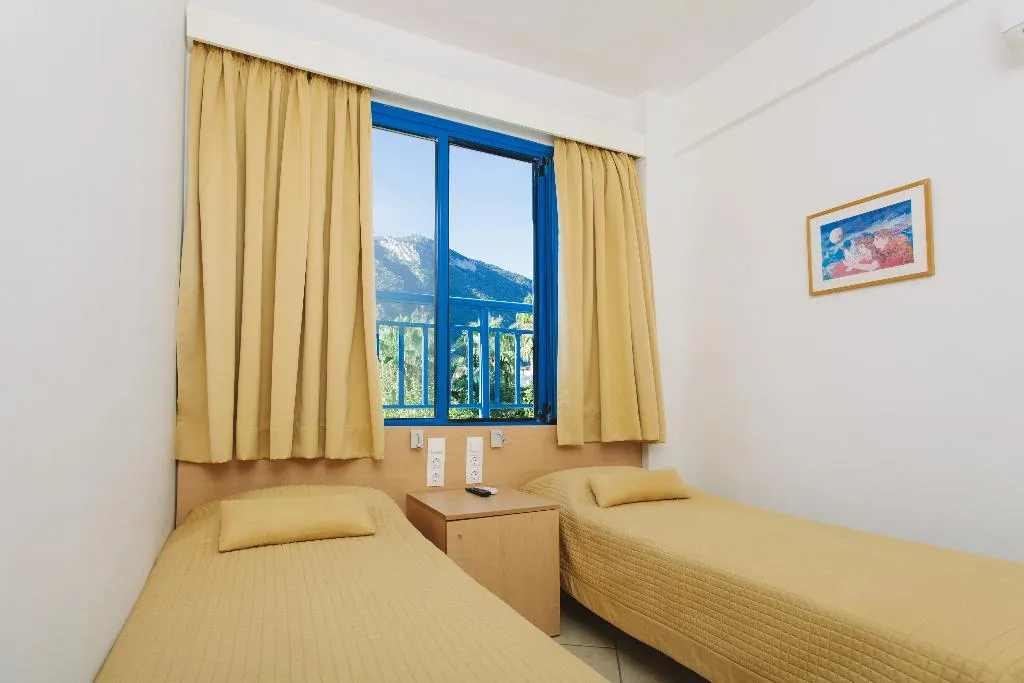 FAMILY ROOM DELUXE SEA VIEW Room, Sissy, Athens