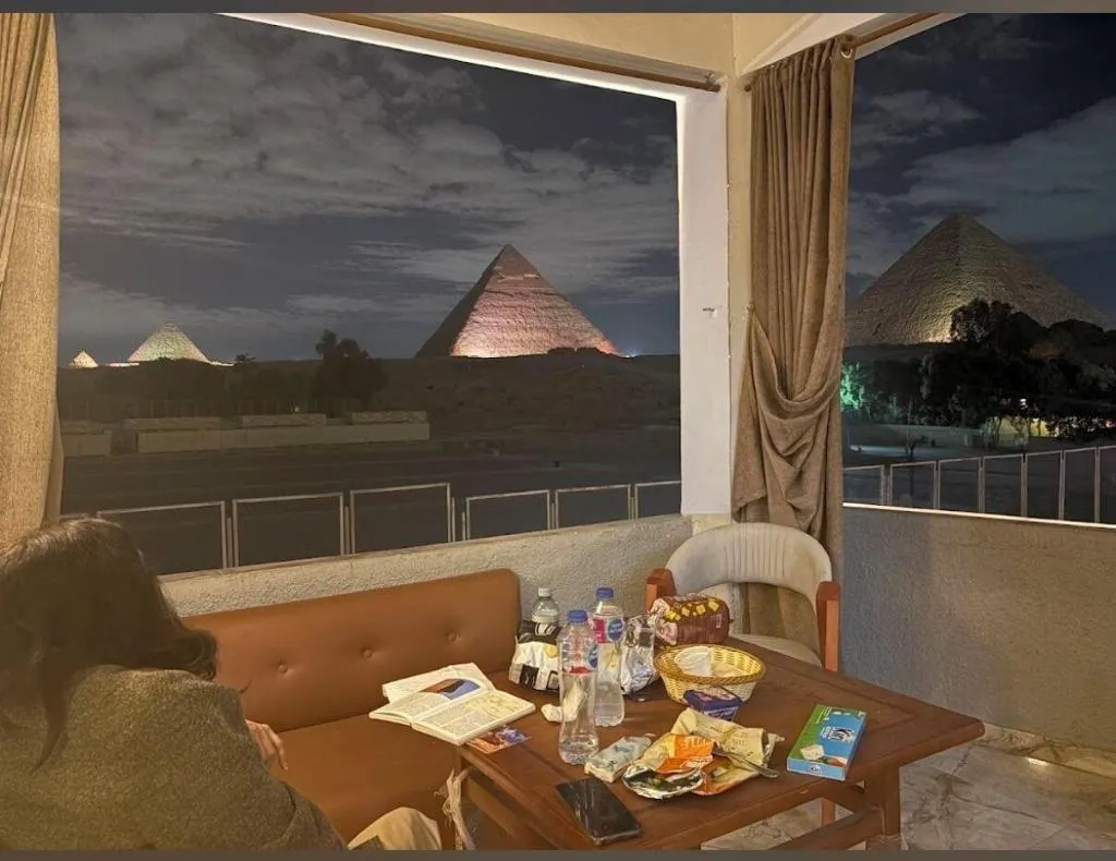 Room, Capital Of Pyramids Hotel, Cairo