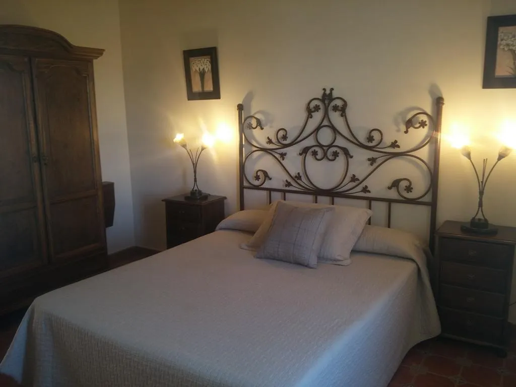 DOUBLE STANDARD Room, Vega de Cazalla, Seville