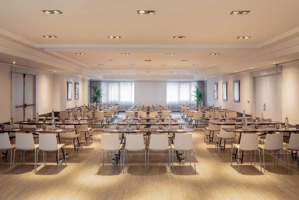 Conferences, Madrid Alameda Aeropuerto Affiliated By Melia, Madrid