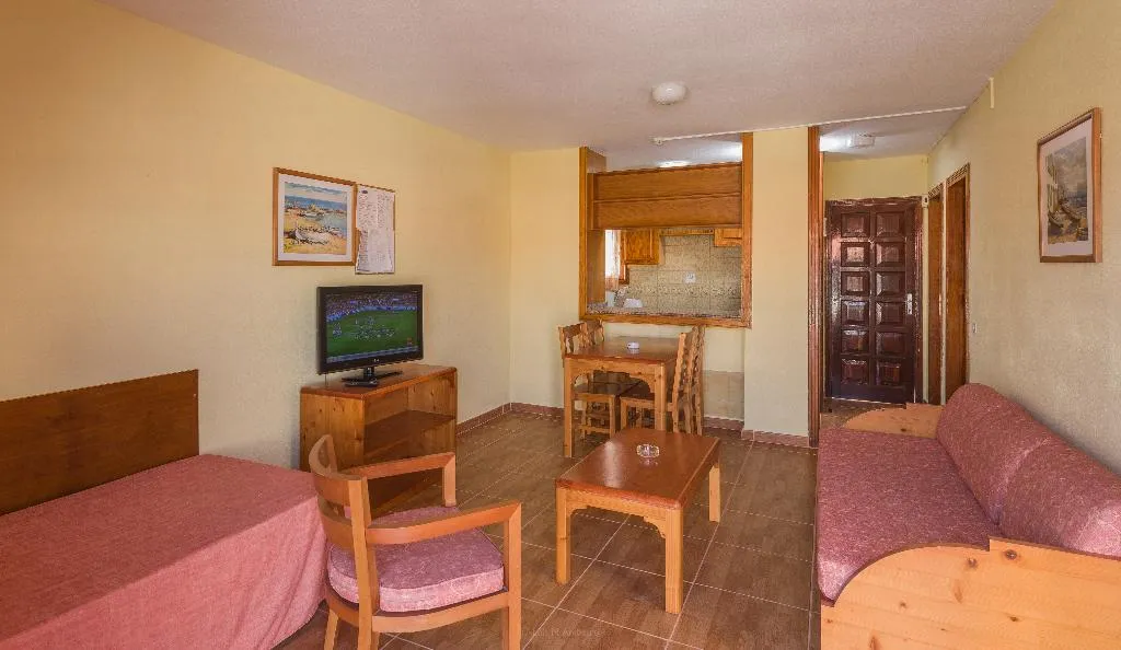APARTMENT CAPACITY 4 ONE BEDROOM Room, Tinerfe Garden, Tenerife