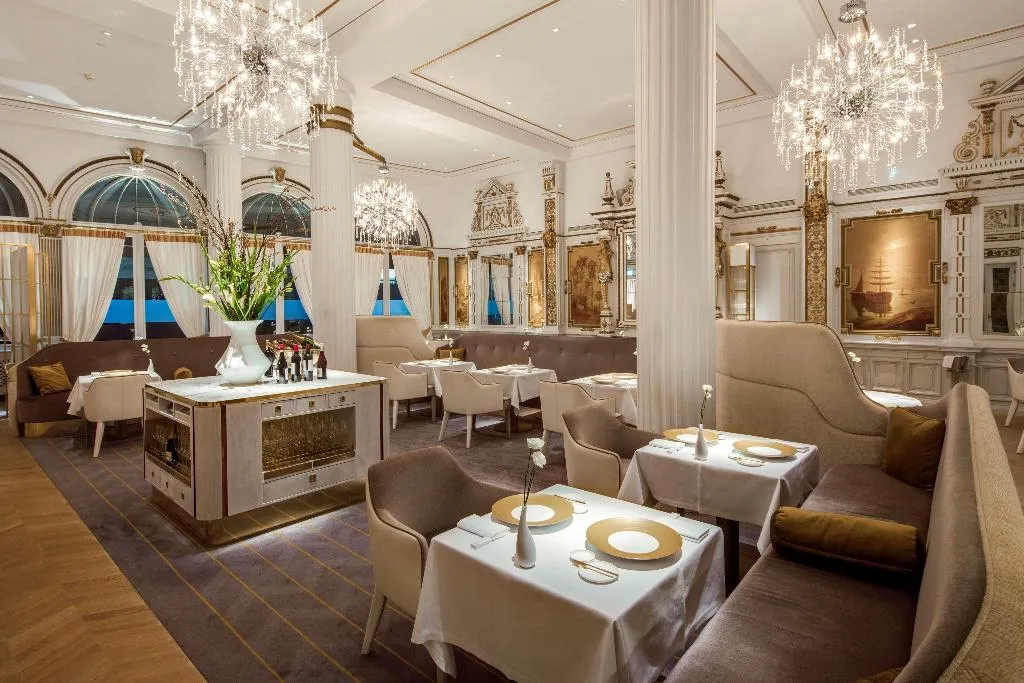 Room, Anantara Grand Hotel Krasnapolsky Amsterdam, Amsterdam