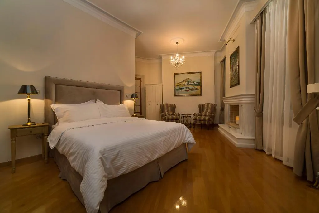 SUITE DELUXE Room, Home & Poetry, Athens