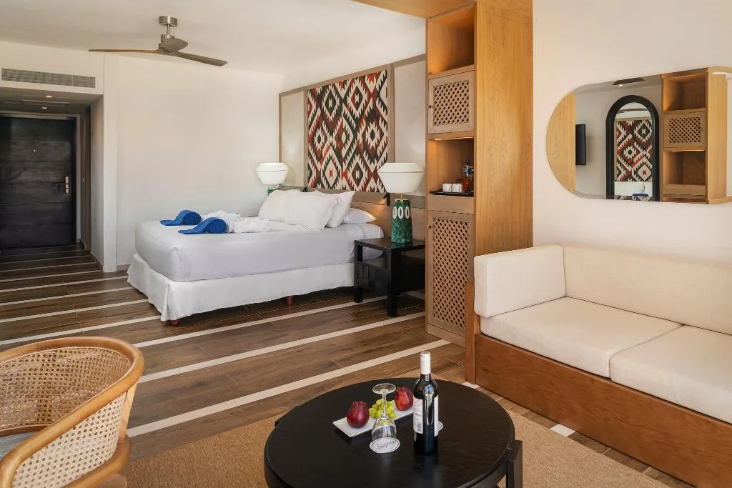JUNIOR SUITE OCEAN VIEW Room, Ocean Coral & Turquesa All Inclusive, Cancun Area