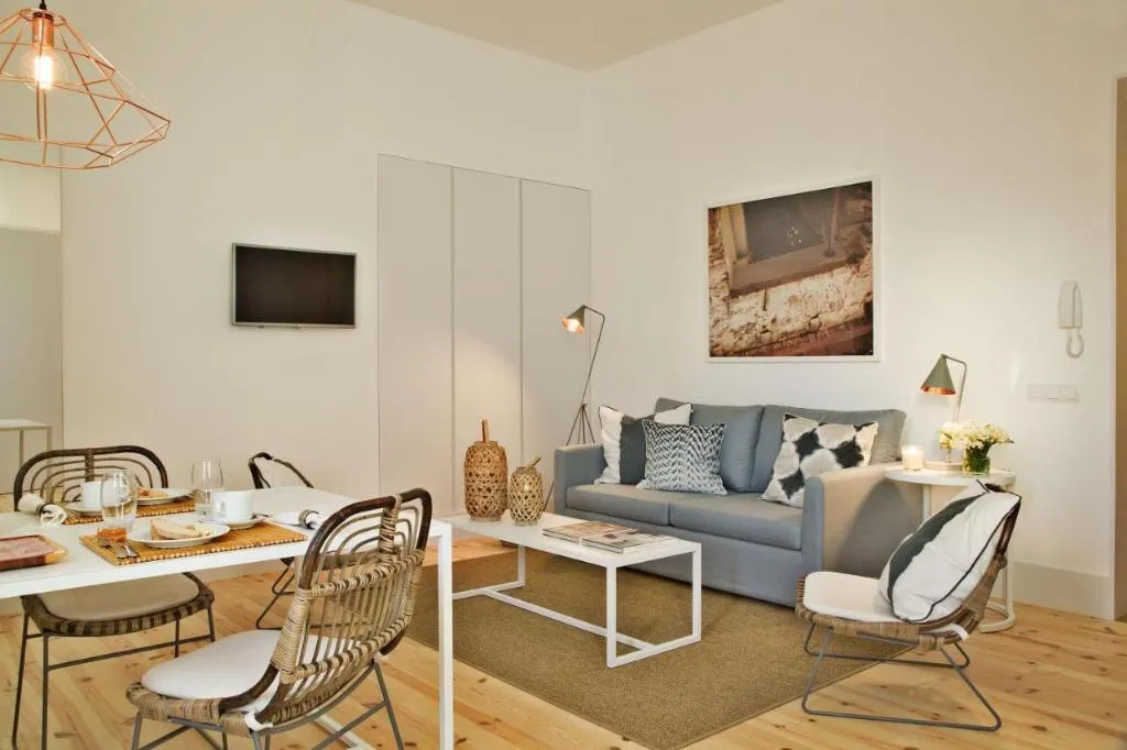 Lobby, Lisbon Five Stars Apartments Combro 77, Lisbon