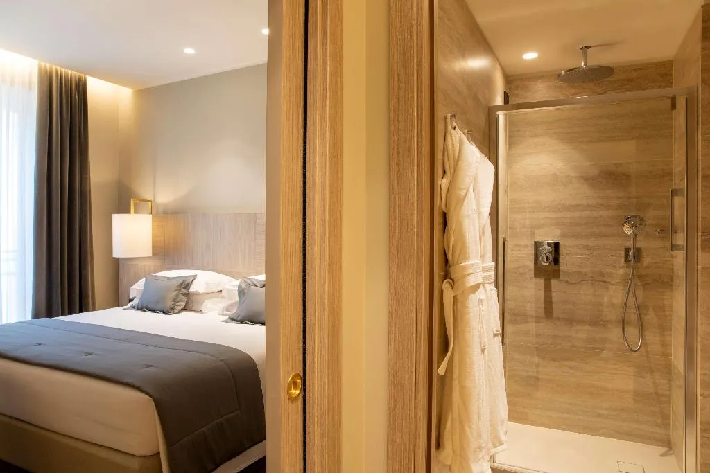 Room, Rosa Grand Milano - Starhotels Collezione, Milan