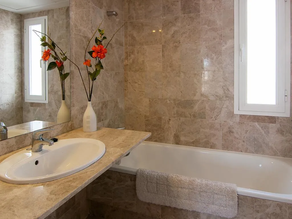 General view, Apartamentos Serinamar Marbella, Costa Del Sol
