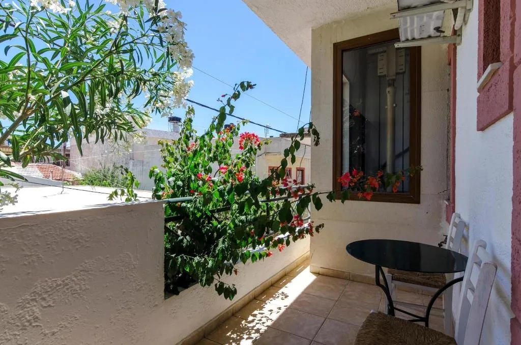 Room, Keramos, Crete