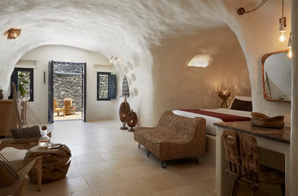 SUITE WITH PRIVATE POOL Room, White Pearl Cavalieri, Santorini
