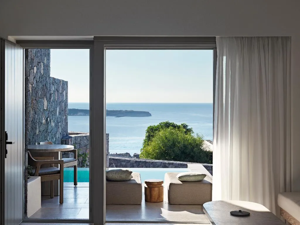 VILLA THREE BEDROOMS Room, Canaves  Epitome, Santorini