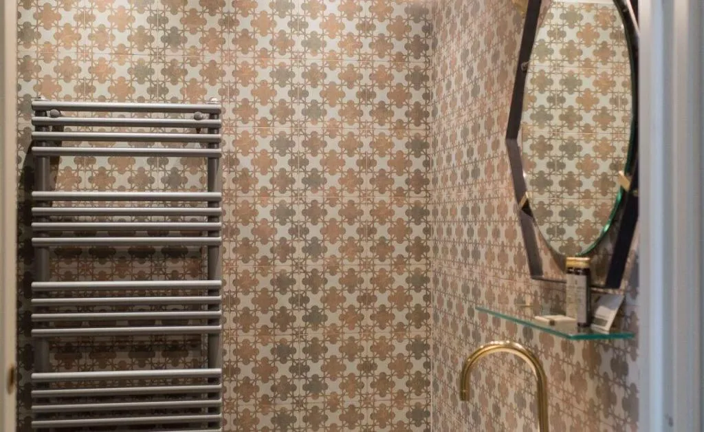 Room, La Fonderia Firenze, Florence