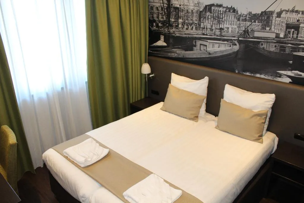 TWIN DELUXE Room, Royal Amsterdam Hotel, Amsterdam