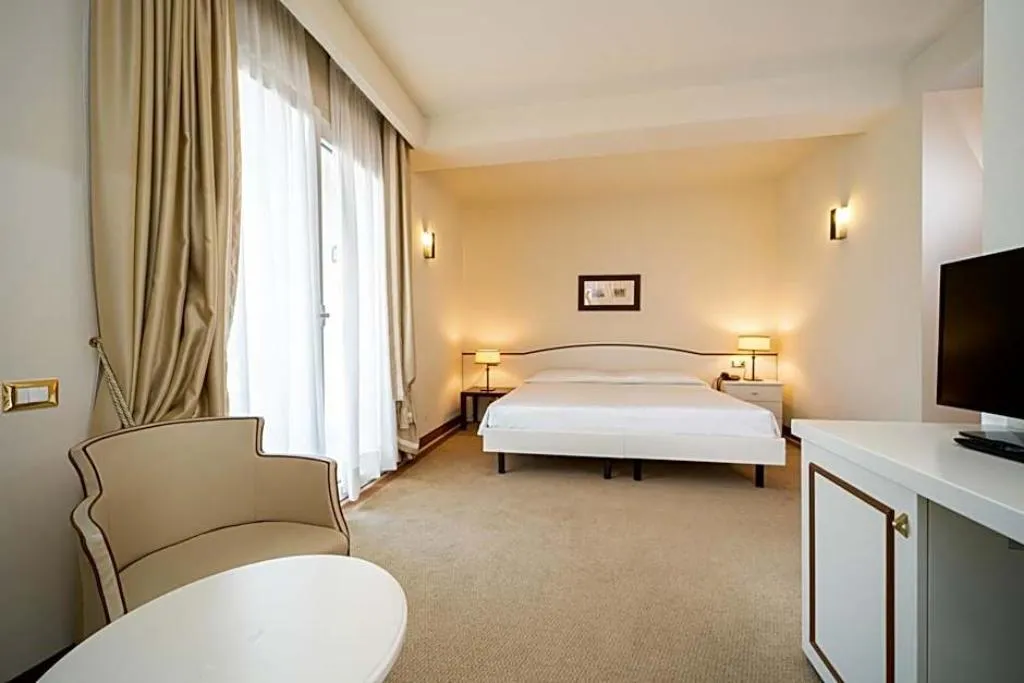 JUNIOR SUITE STANDARD Room, Hotel Ariston Molino, Venice