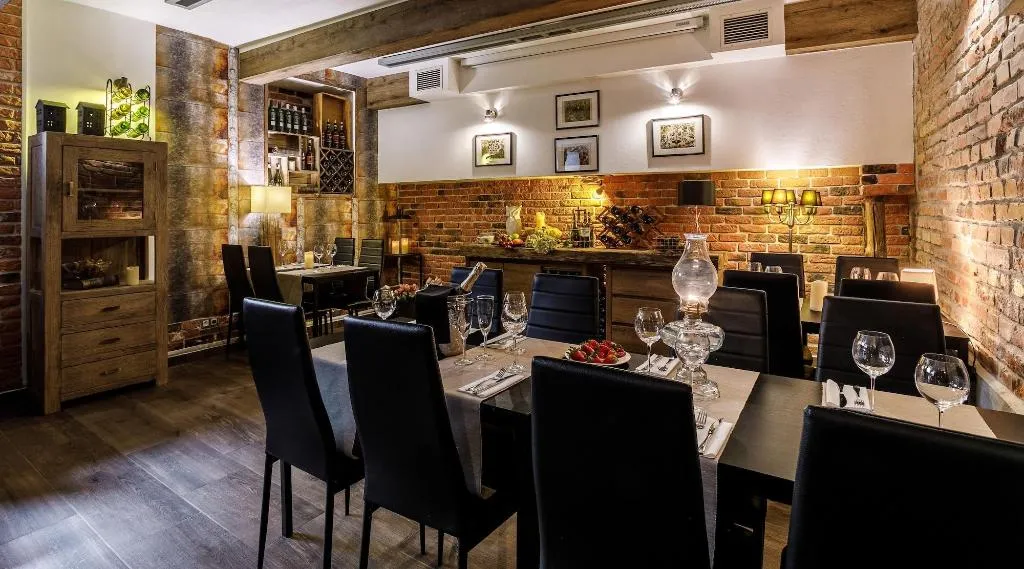 Restaurant, Art & Garden Residence, Krakow