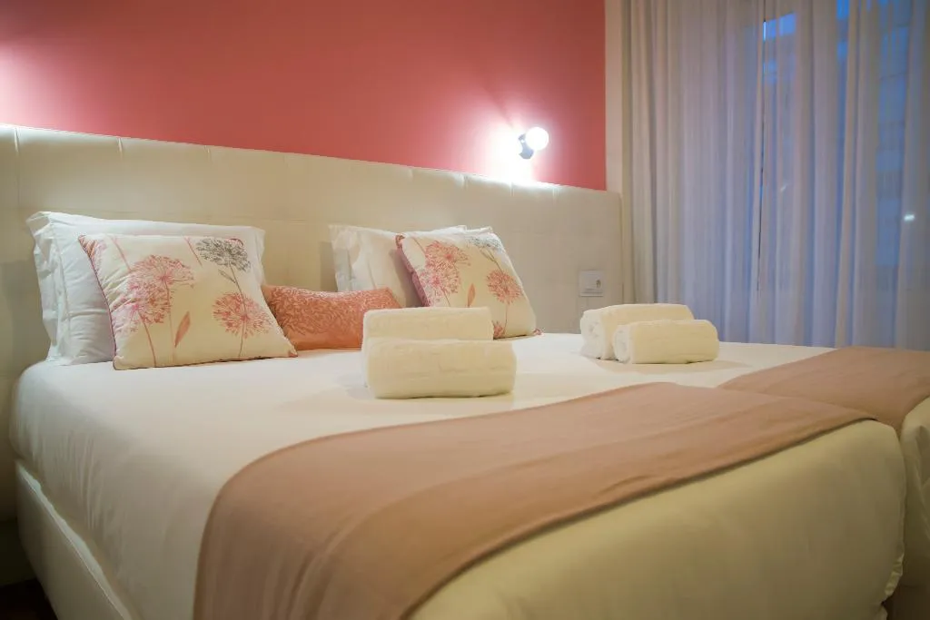 Double or Twin STANDARD Room, Turista Da Trindade, Porto