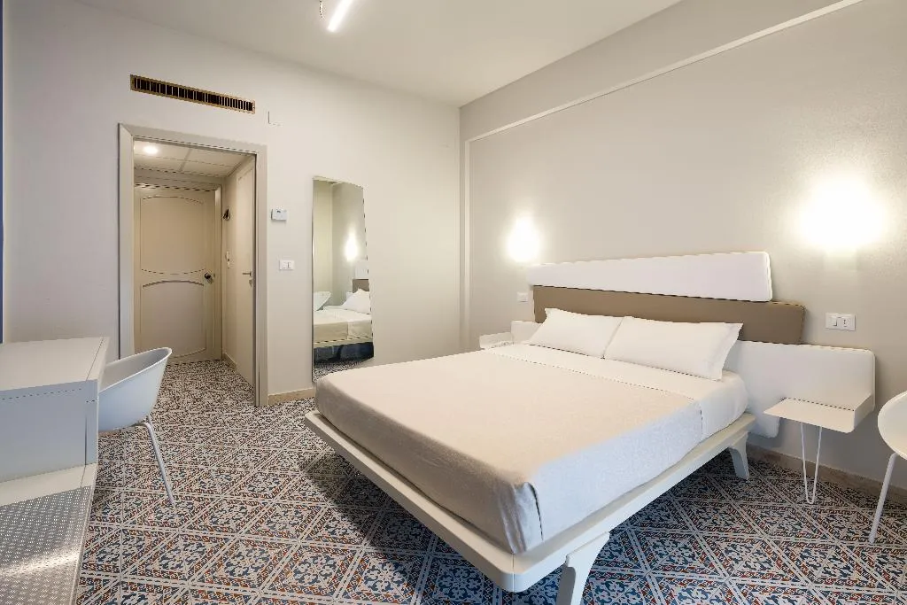 DOUBLE SUPERIOR Room, Saracen Sands Hotel & Congress Centre, Palermo