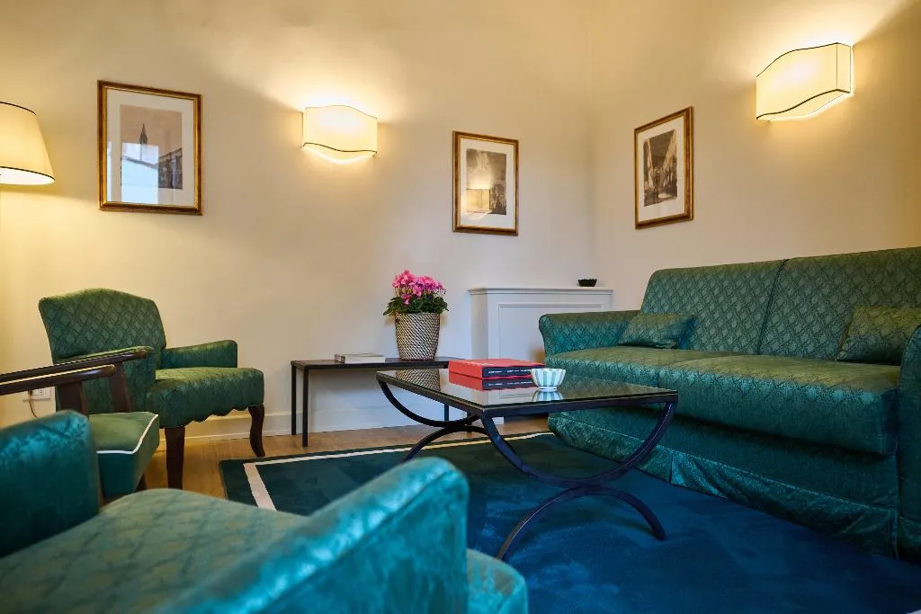 SUITE WITH JACUZZI Room, Palazzo Niccolini Al Duomo, Florence