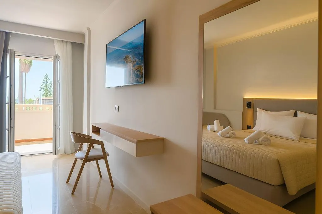 SUITE TWO BEDROOMS Room, Nobilis Hotel, Corfu