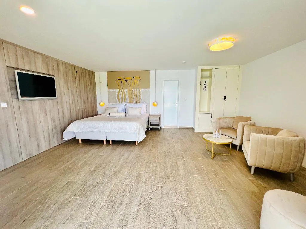 SUITE SEA VIEW WITH TERRACE Room, Hotel Cavtat, Dubrovnik