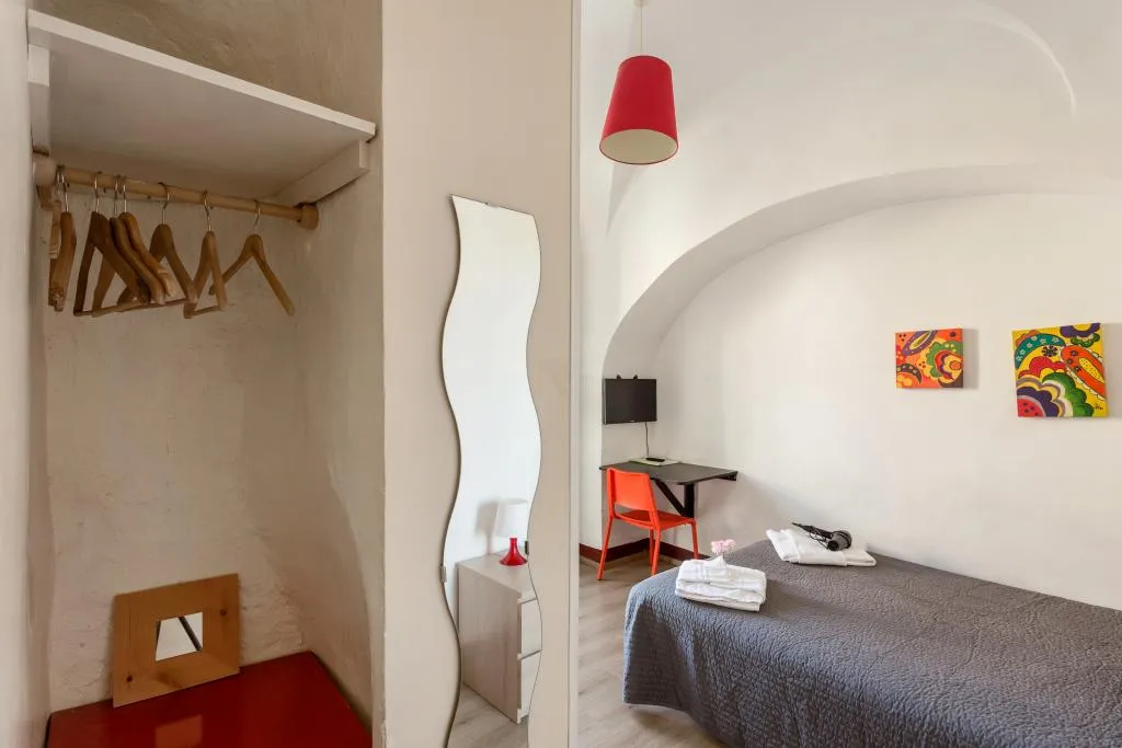 SINGLE WITH BALCONY Room, Da Gianni E Lucia Rooms, Catania
