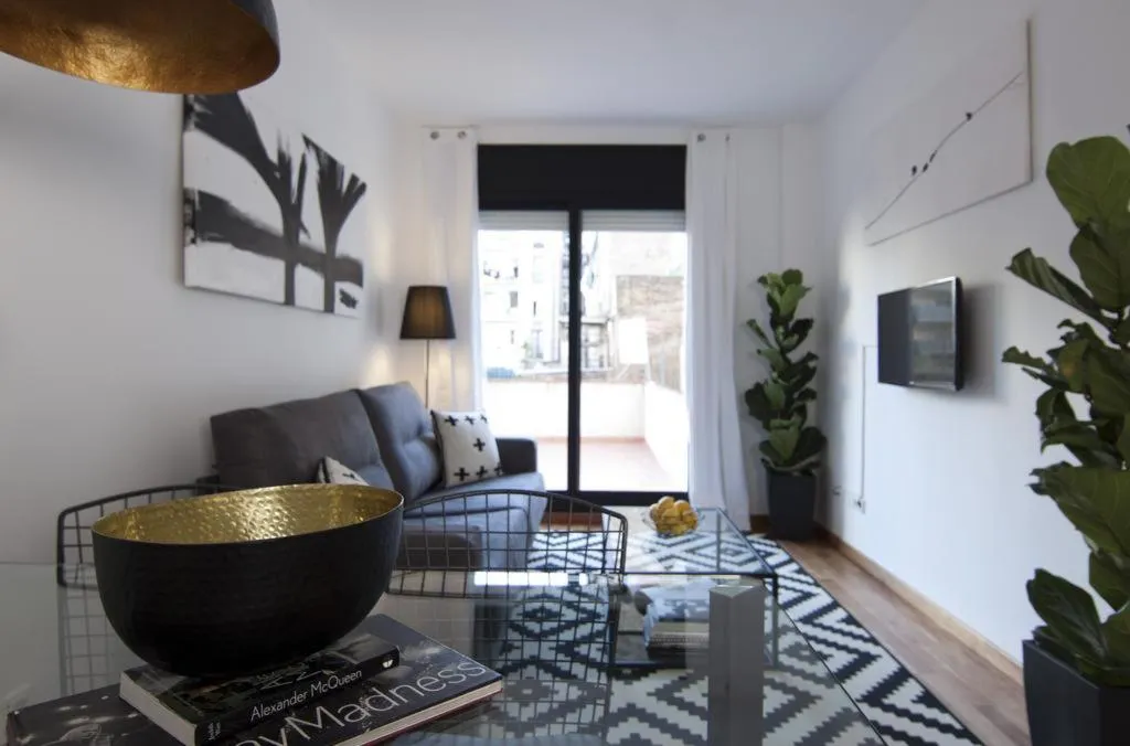 APARTMENT WITH TERRACE Room, L'Aragó by The Streets, Barcelona