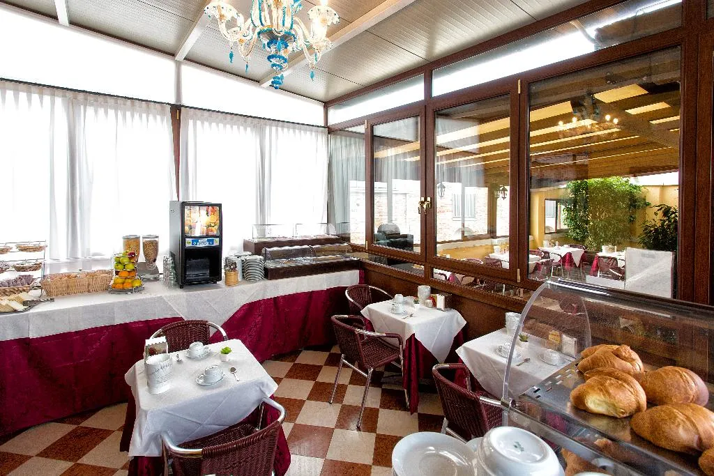 Restaurant, Hotel Conterie, Venice