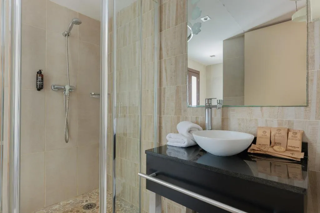 TRIPLE STANDARD Room, Santa Marta, Barcelona