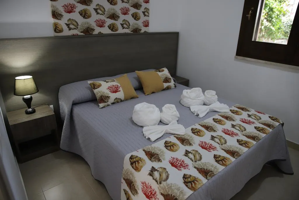 APARTMENT DELUXE TWO BEDROOM Room, Oasi Guzzetta Hotel e Case Vacanze, Palermo