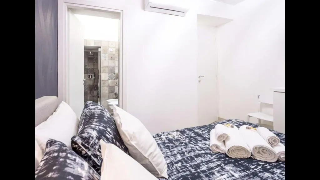 Room, Terrazza Aragon, Naples