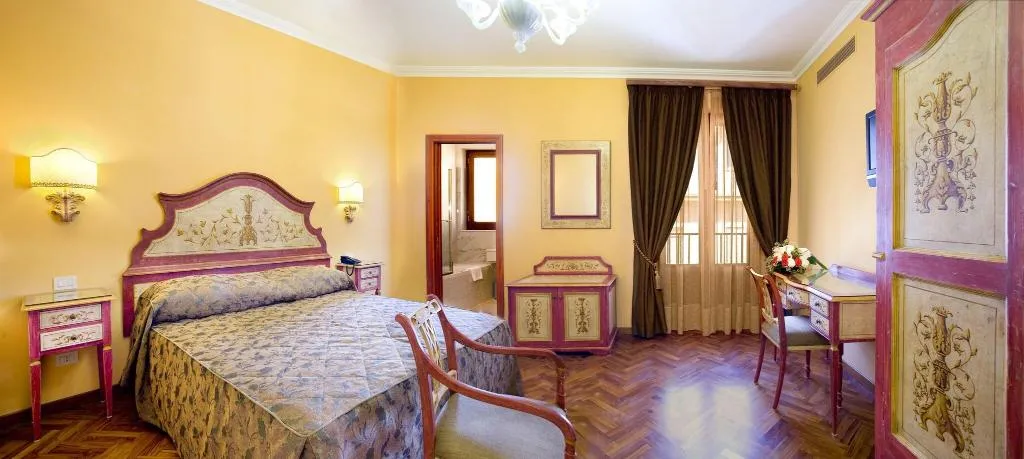 TWIN SUPERIOR Room, Hotel Palazzo Guardati, Naples