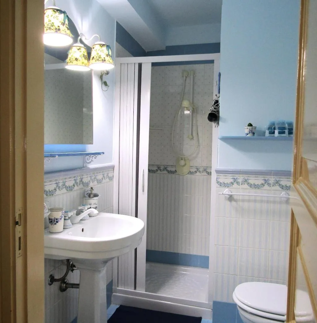 Room, B&B Vittorio Emanuele, Palermo