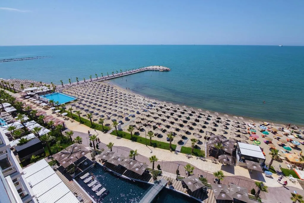 Sports and Entertainment, Gloria Palace, Durres