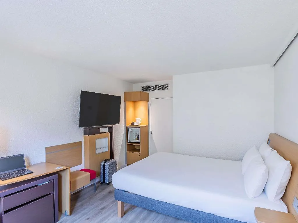 DOUBLE WITH DOUBLE BED Room, Novotel Setubal, Lisbon