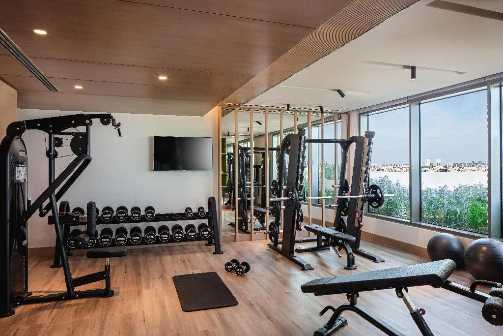 Sports and Entertainment, Holiday Inn Hotel & Suites Dubai Science Park, Dubai