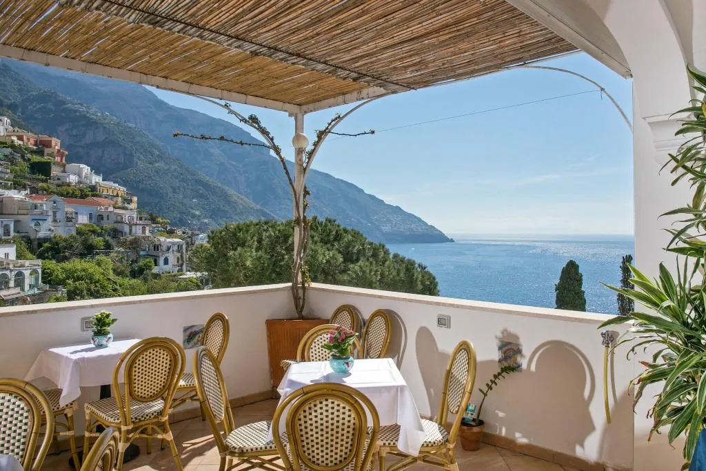 General view, Hotel Vittoria Positano, Naples