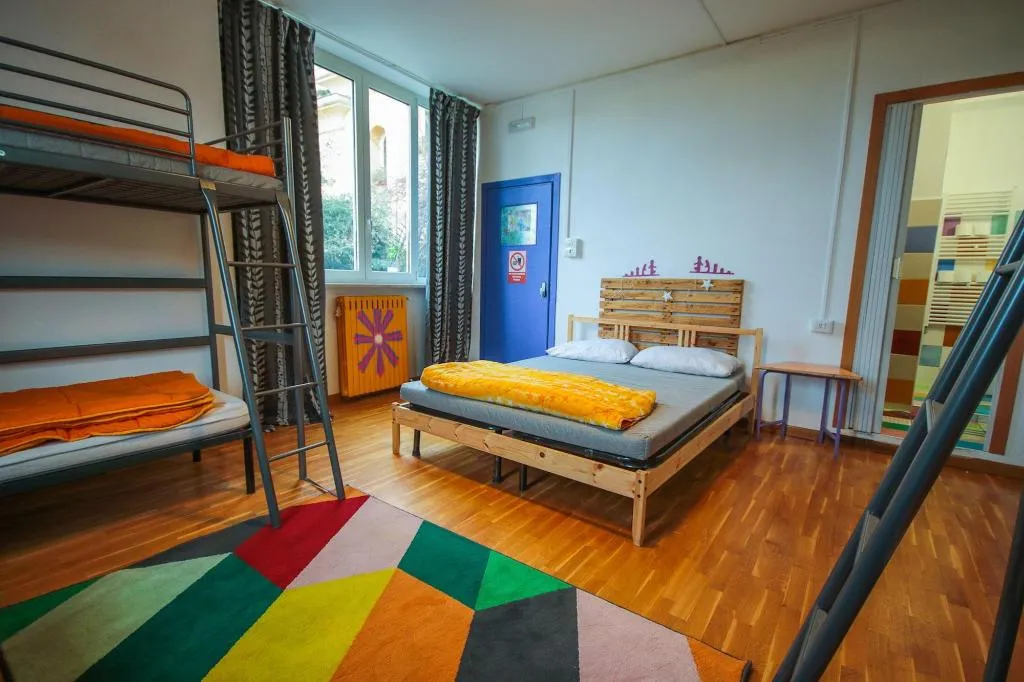Room, Eco Hostel Floreale, Naples